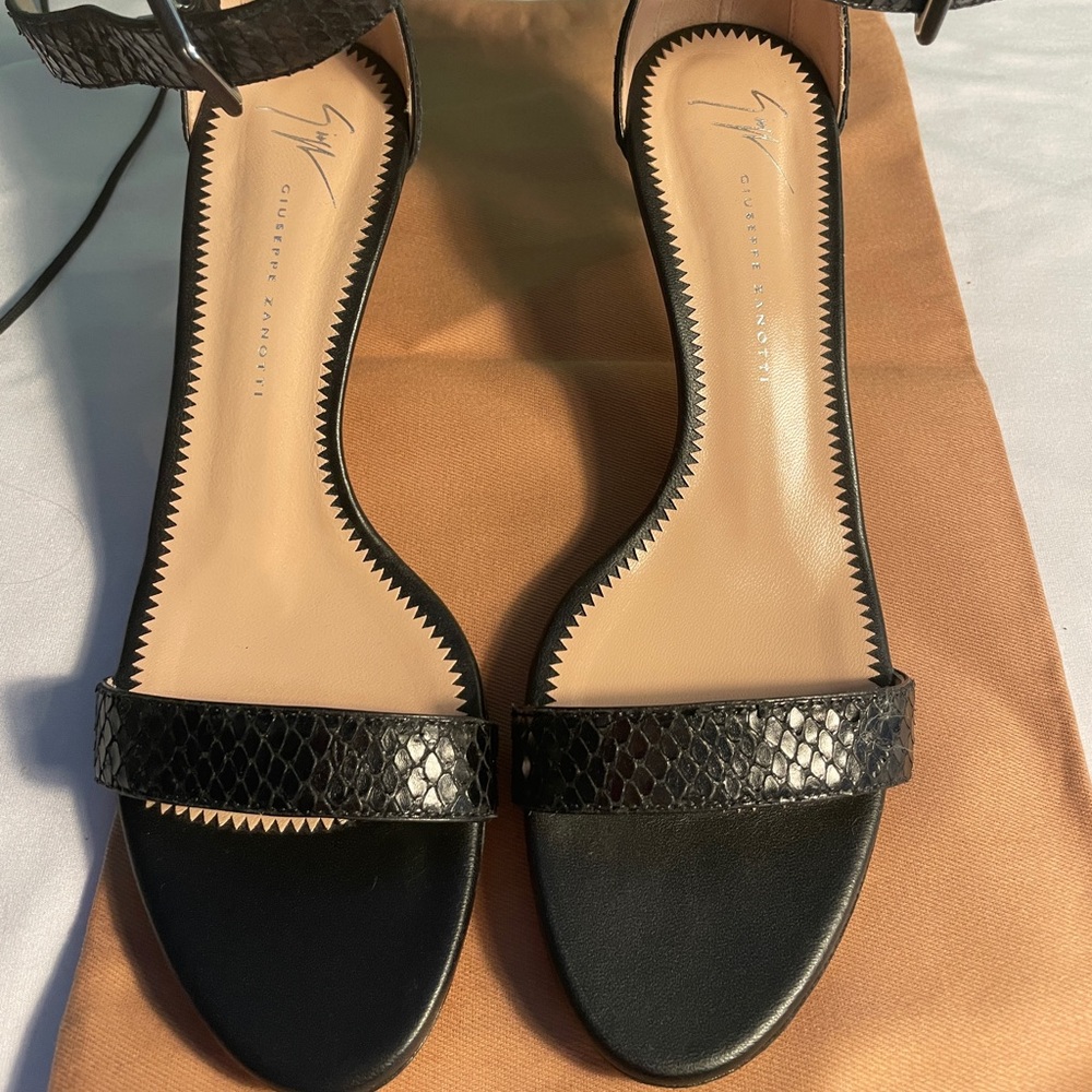 Giuseppe Zanotti sandals size 8